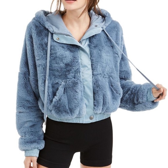 Free People Jackets & Blazers - FP love it soft hoodie Worn once